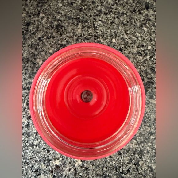 64 oz Glass Hydrojug with Hot Pink Silicone Cover - Picture 4 of 5